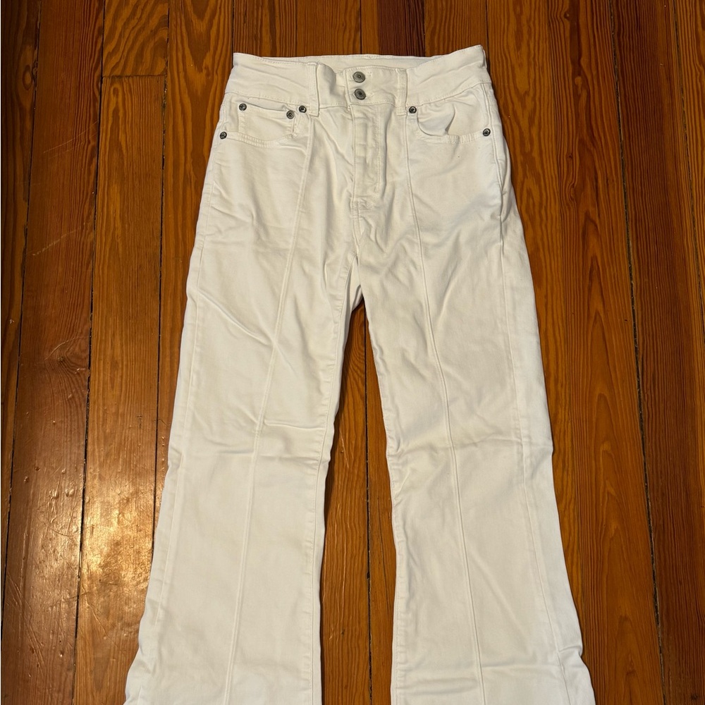American Eagle Outfitters White Flare Wide Leg Jeans - Picture 2 of 6